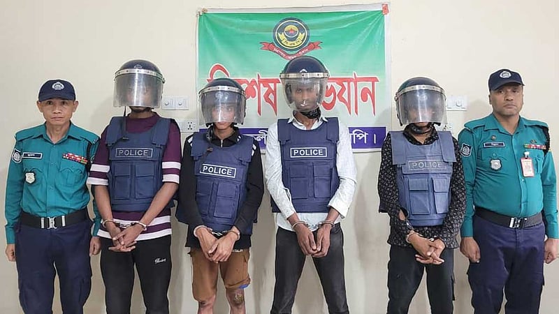 ‘পাওনা টাকা নিয়ে বিরোধ’, সহকর্মীকে ছাড়াতে গিয়ে খুন হন আকাশ দাস
