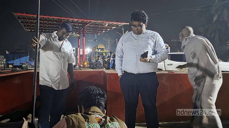 ‘মজুদ’ রেখে বিক্রি বন্ধ, চট্টগ্রামে ফিলিং স্টেশনকে জরিমানা