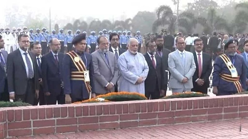 জাতীয় স্মৃতিসৌধে প্রধান বিচারপতির শ্রদ্ধা