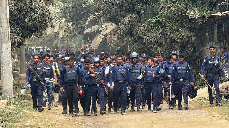 জঙ্গল ছলিমপুরে যৌথ বাহিনীর অভিযান শুরু