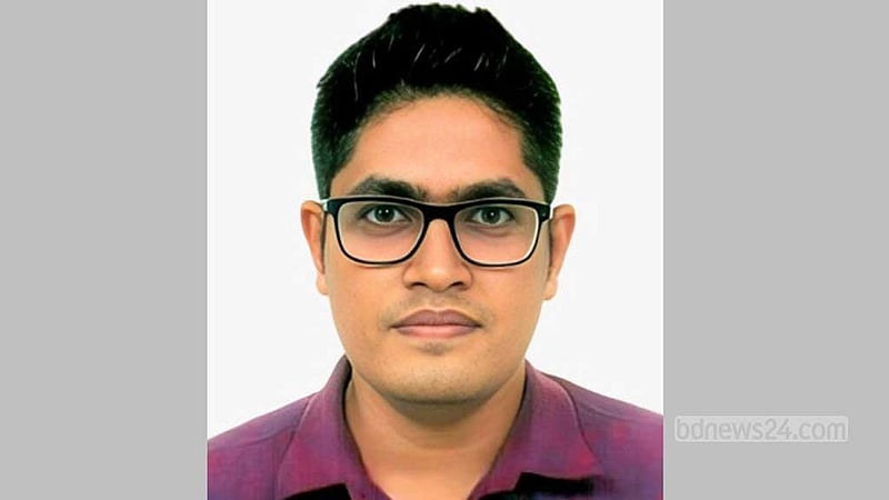 ‎বিশ্ববিদ্যালয় শিক্ষককে গাড়িতে তুলে নিয়ে টাকা লুট, ফেলে দেয় রাস্তায়