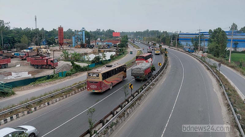 উত্তরের পথে ঈদযাত্রা: যমুনা সেতু পর্যন্ত ভোগান্তি বিকালে কিছুটা কমেছে
