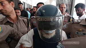 সাবেক প্রধান বিচারপতি খায়রুল হক আরো ২ হত্যা মামলায় গ্রেপ্তার