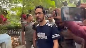হাদি হত্যার কথা ‘অস্বীকার’ ফয়সালের, আরও ১৪ দিনের রিমান্ড দিল পশ্চিমবঙ্গ আদালত