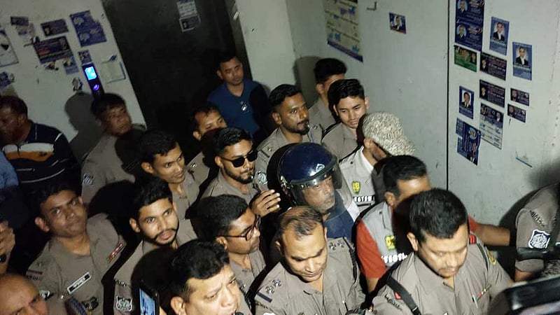 এক/এগারোর সময় ‘চাঁদাবাজি’, জেনারেল মাসুদ উদ্দিন বললেন ‘ফালতু কথা’