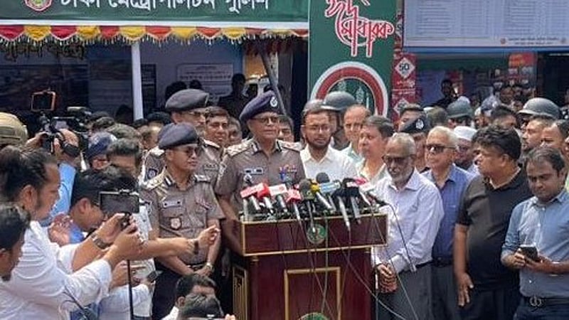 ঈদযাত্রায় কোনো অন্যায়ের সঙ্গে ‘কম্প্রোমাইজ নাই’: আইজিপি