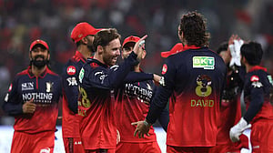 রান উৎসবে কোহলিদের জয় দিয়ে শুরু আইপিএল