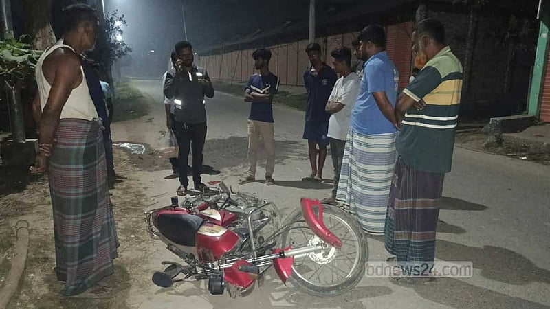 বিয়ের দাওয়াত থেকে ফেরার পথে প্রাণ গেল চাচা-ভাতিজার