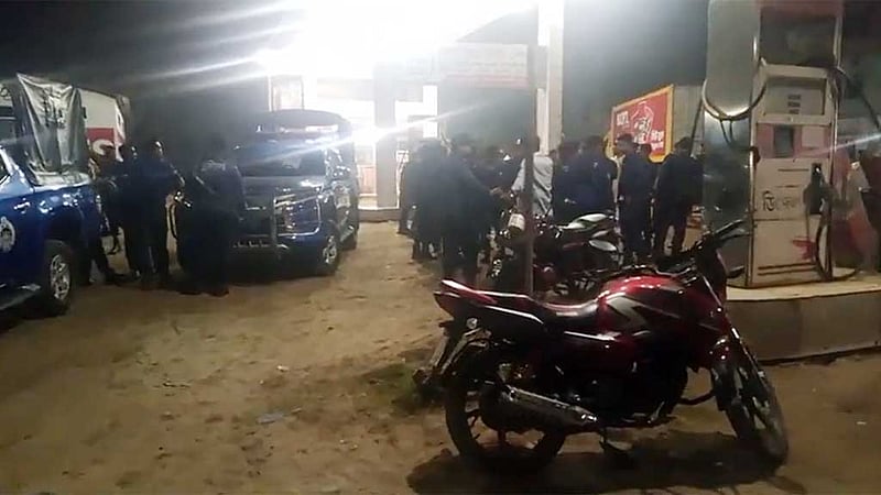 ঝিনাইদহে তেল কিনতে গিয়ে পেট্রোল পাম্পে মারধরে একজন নিহত