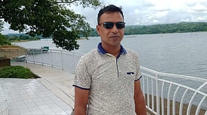 খাগড়াছড়িতে ‘ঋণগ্রস্ত’ ব্যবসায়ীর ঝুলন্ত মরদেহ উদ্ধার