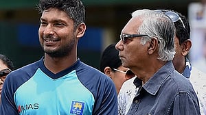 বাবা হারালেন সাঙ্গাকারা