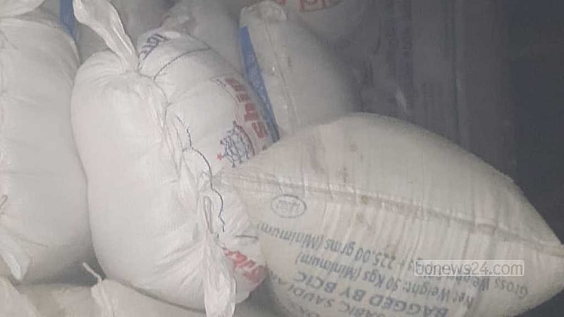 কুড়িগ্রামে ৩ গুদাম থেকে সরকারি চাল জব্দ