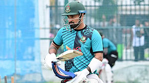 সবশেষ ৮ ম্যাচে ১৩ রান, তবু যে কারণে ওয়ানডে দলে লিটন