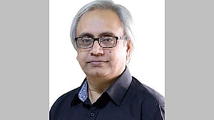 প্রধানমন্ত্রীর স্পিচ রাইটার মাহফুজুর রহমান, উপ-প্রেস সচিব হলেন ৪ জন