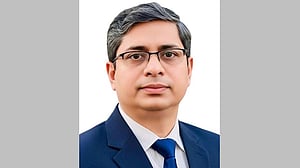 প্রতিমন্ত্রীর নামে ফোনকল, সতর্ক করল স্থানীয় সরকার মন্ত্রণালয়