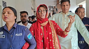 স্মৃতিসৌধে শ্রদ্ধা জানাতে গিয়ে আটক মিষ্টি সুভাষসহ ২ জন রিমান্ডে