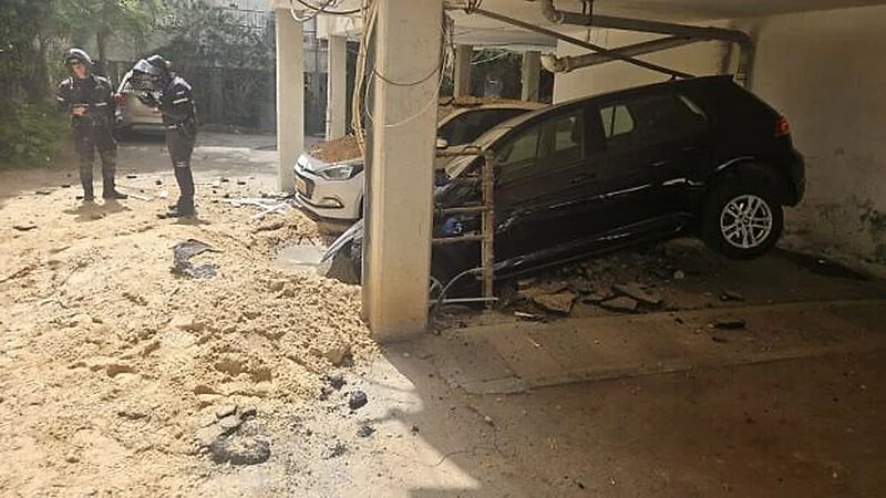 ইরানের ক্ষেপণাস্ত্র হামলায় ইসরায়েলে নিহত ১, আহত ২