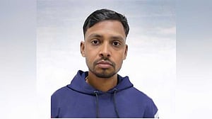 ইরানের পক্ষে পোস্ট: বাহরাইনে বাংলাদেশি গ্রেপ্তার