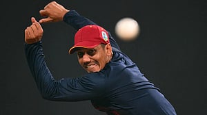 পিএসএল থেকে নাম সরিয়ে নিলেন মোটি