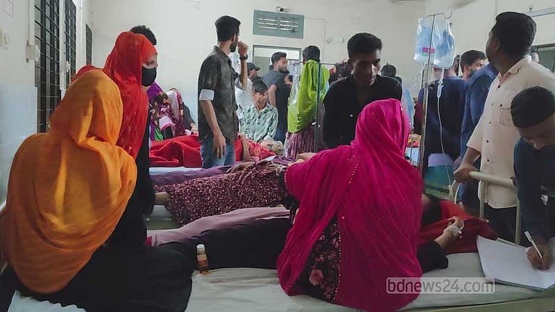 কারখানায় ইফতারে মোরগ পোলাও খেয়ে অর্ধশতাধিক শ্রমিক হাসপাতালে