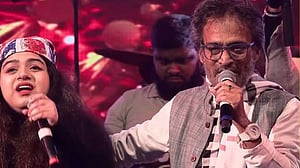 ‘সে প্রথম প্রেম বাবার নীলাঞ্জনা’: গাইলেন নচিকেতার মেয়ে