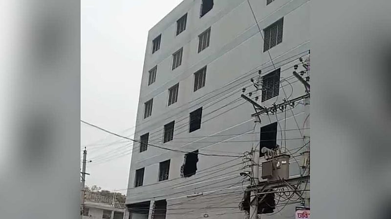 নওগাঁয় আওয়ামী লীগ কার্যালয়ে বাজল ৭ মার্চের ভাষণ