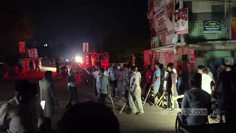 নাটোরে বিএনপির ২ পক্ষের সংঘর্ষ, এএসআই আহত