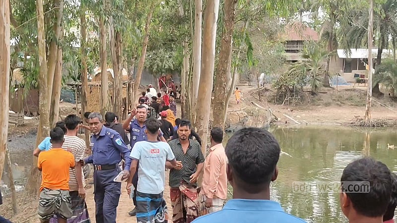 নাটোরে পূর্ব বিরোধের জেরে সংঘর্ষ, আহত ৮