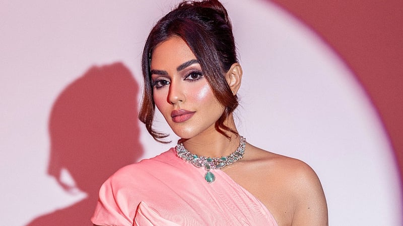 দুবাই যাত্রা স্থগিত, ফারিয়া লিখলেন, 'এত অনিশ্চয়তা, এত চাপ, এত ভয়'
