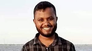 বড়াল নদীতে ভাসছিল যুবকের মরদেহ