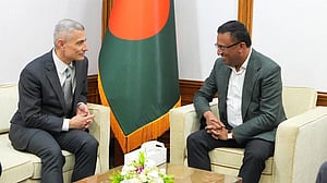 সম্পর্ককে ‘বহুমাত্রিক ও সম্প্রসারণের’ আলোচনায় ঢাকা-ওয়াশিংটন