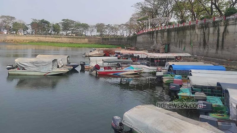 তেল সংকটে কাপ্তাই হ্রদে চলেনি স্পিডবোট