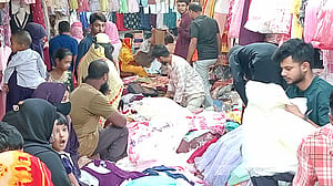 ‘কাপড়ের দাম বেশি কিন্তু হামার আলুর তো দাম নাই’