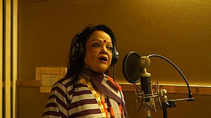 ‘দম’ সিনেমায় গান গাইলেন সাবিনা ইয়াসমিন