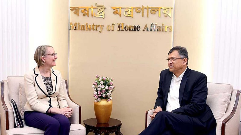 রোহিঙ্গা প্রত্যাবাসন চায় যুক্তরাজ্যও: স্বরাষ্ট্রমন্ত্রীর সঙ্গে বৈঠকে ব্রিটিশ হাই কমিশনার
