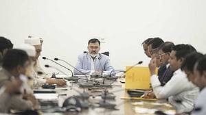ডিএনসিসির ঈদ জামাত পুরনো বাণিজ্যমেলা মাঠে