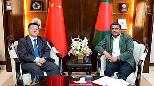 প্রধানমন্ত্রীর প্রতিরক্ষা উপদেষ্টার সঙ্গে চীনা রাষ্ট্রদূতের সাক্ষাৎ