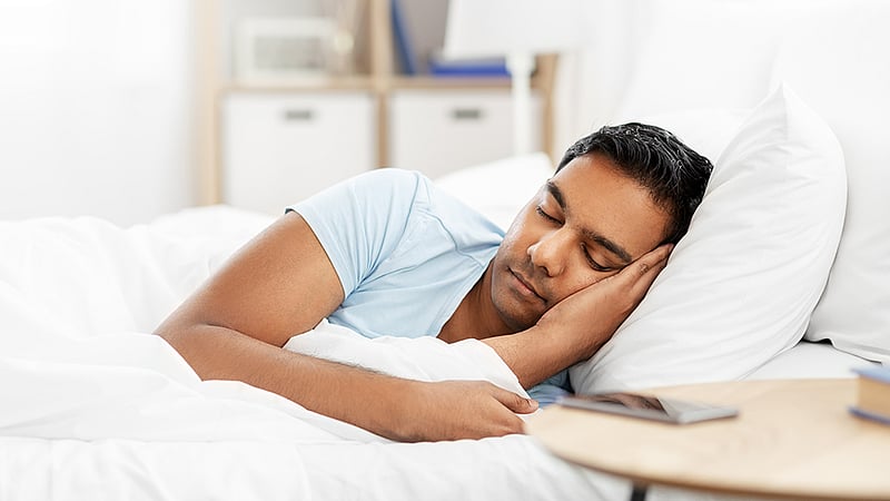 ওজন কমানোর গোপন অস্ত্র হতে পারে ঘুম