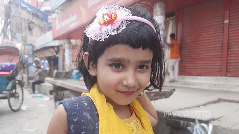 ঈদের আনন্দ মেখে ঢাকায় ফিরছে তাবাসসুম-জায়ানরা