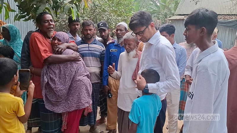 যুদ্ধে নিহত: সকালে ঈদের টাকা পাঠানোর কথা বললেন মোশারফ, রাতে মৃত্যুর খবর