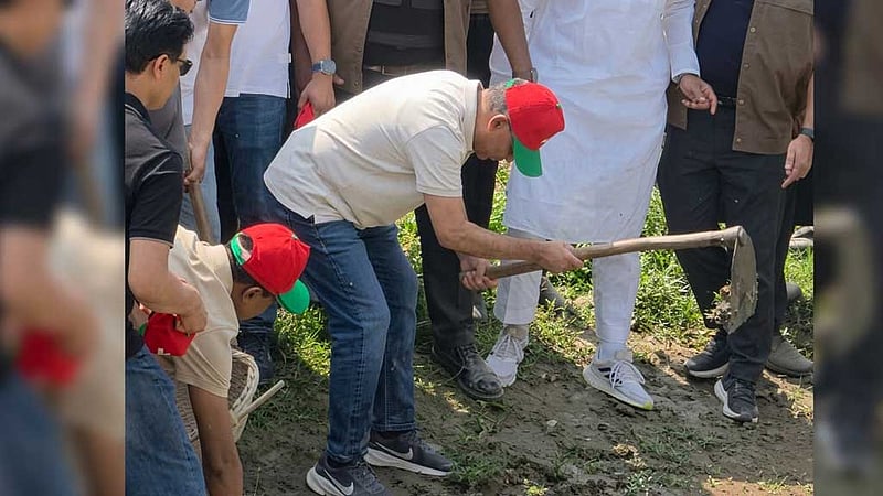 শুধু খননেই কি মিলবে সমাধান?