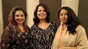 নারী দিবসে ৩ শিল্পীর ‘নারী যায় বাড়ি’