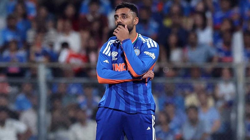 ‘সঠিক মানসিকতায়’ ফেরাতে ভারুনকে মাঠেই আসতে দিতেন না পাঠান
