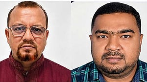 বেনাপোল সিঅ্যান্ডএফ স্টাফ অ্যাসোসিয়েশনের নেতৃত্বে সবুর-বনি