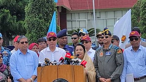 বগুড়া বিমানবন্দর চালুর উদ্যোগ, পরিদর্শনে গেলেন মন্ত্রী