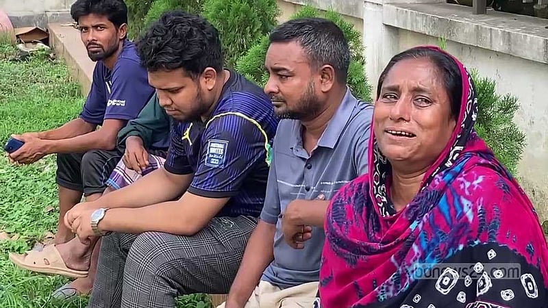 বগুড়ায় ঘরে আগুন লেগে মা ও মেয়ের মৃত্যু
