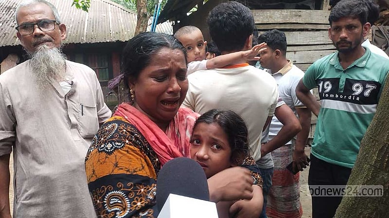 বরিশালে নাতনীকে আনতে স্কুলে গিয়েছিলেন দাদী, ফেরা হলো না কারোই