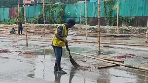 বৃষ্টির সম্ভাবনা মাথায় রেখেই চট্টগ্রামে ঈদ জামাতের প্রস্তুতি