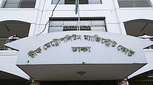অনলাইনে প্রতারণা: চীনের ৫ নাগরিক আরো ২ দিনের রিমান্ডে