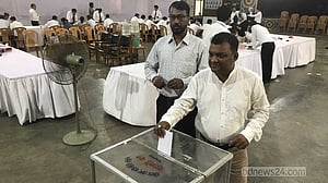 চট্টগ্রাম আইনজীবী সমিতি নির্বাচনে ভোট দিচ্ছেন কেবল বিএনপিপন্থিরা